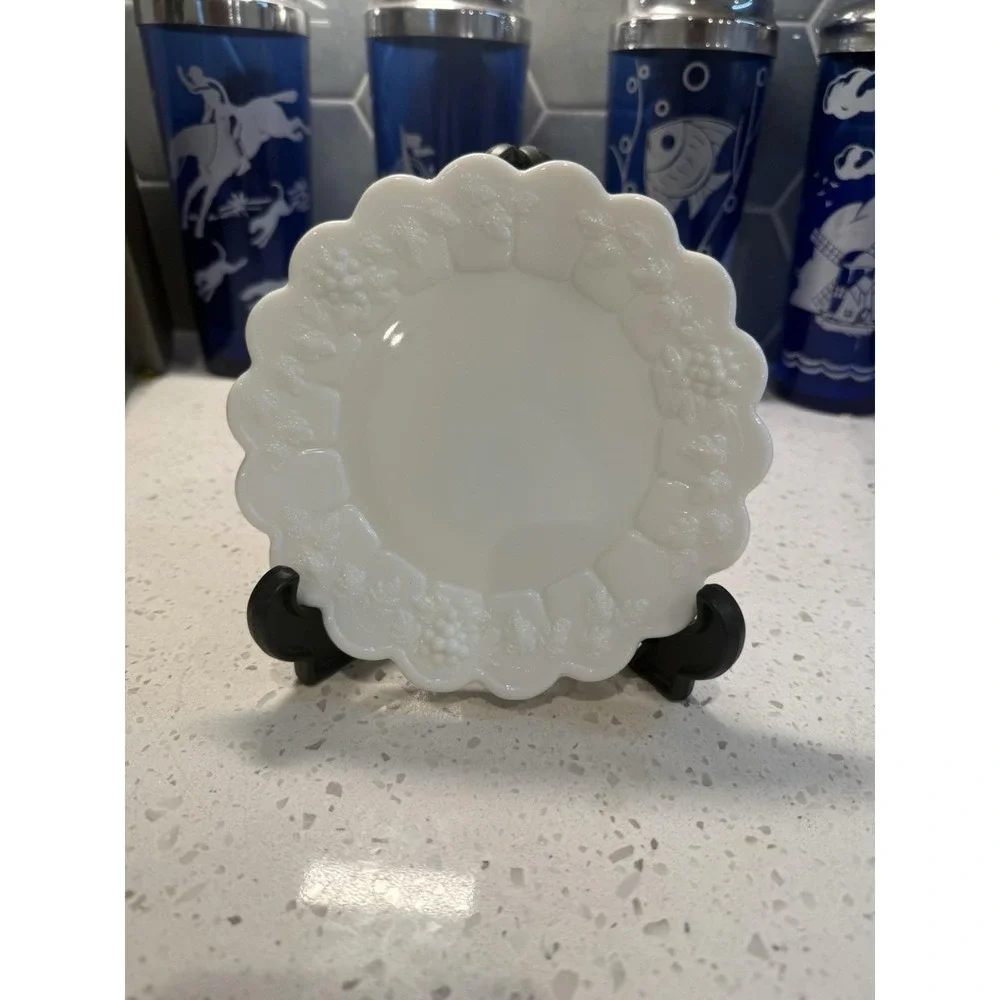 Westmoreland Paneled Grape Milk Glass 6 1/4